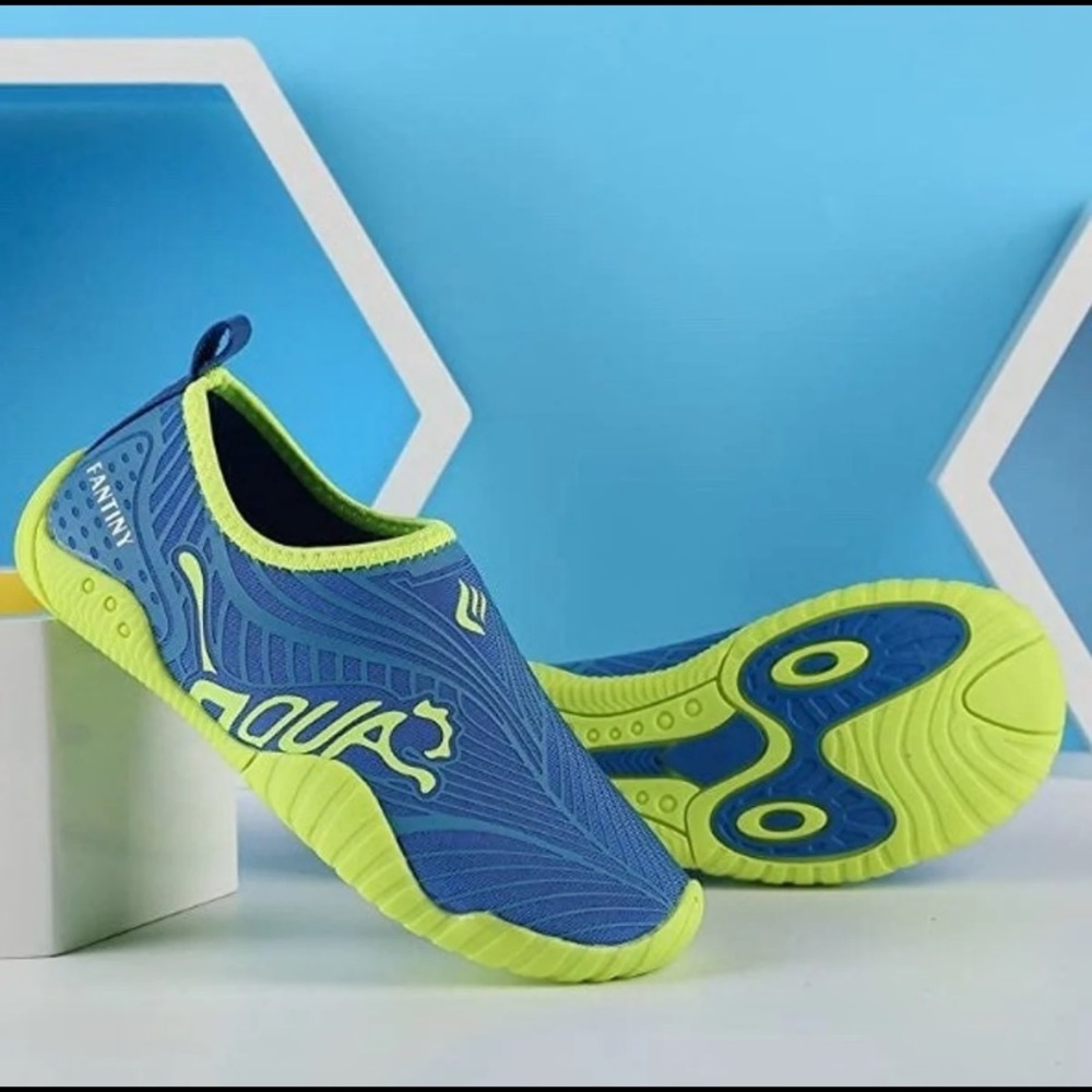 Kid's Quick-Dry Water Beach Shoes 13